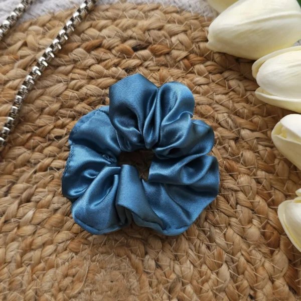 Affordable scrunchies for girl online