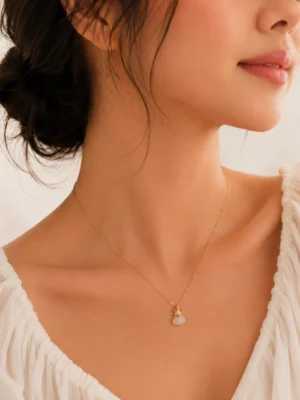 Pearl Pocket Pendant Neckchain - Image 2
