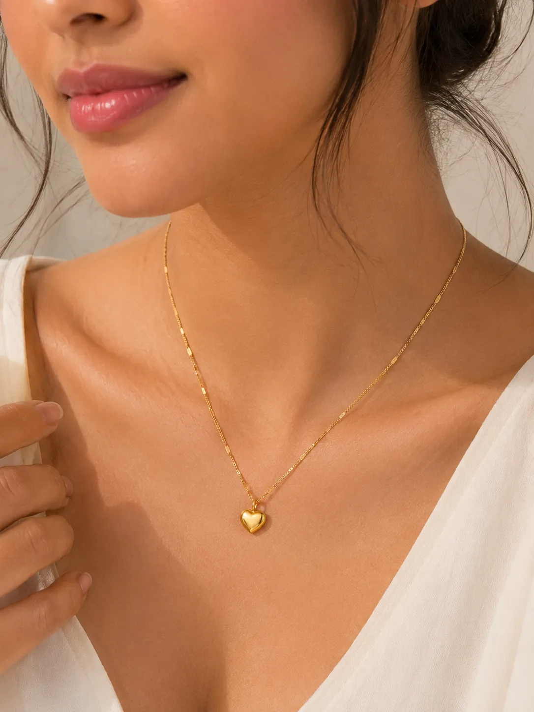 Everyday Love Pendant Neckchain Everyday Love Pendant Neckchain with Gold Heart Pendant