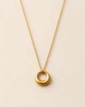 Golden Circular Ring Pendant Necklace - Image 3
